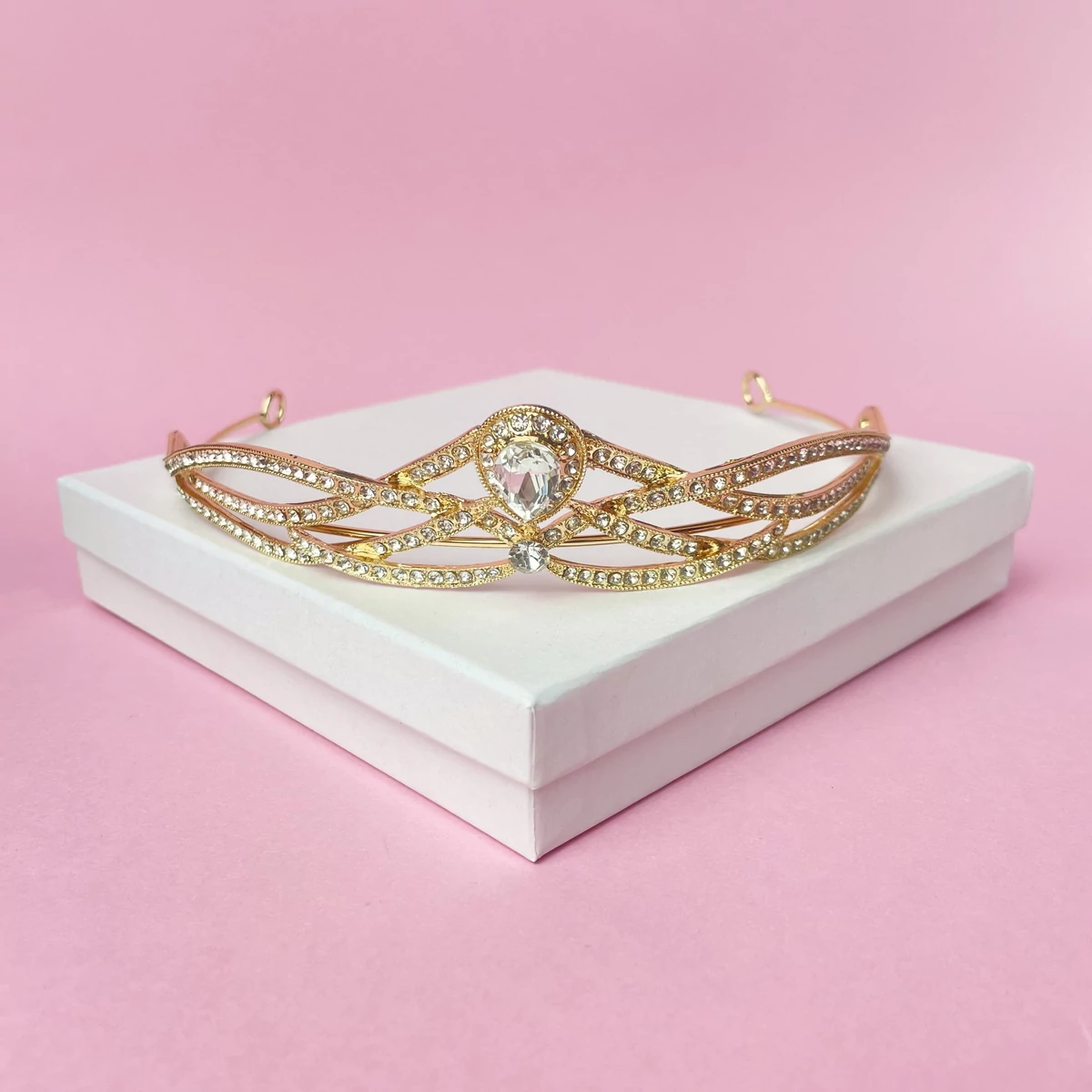 Liliana arany köves menyasszonyi tiara